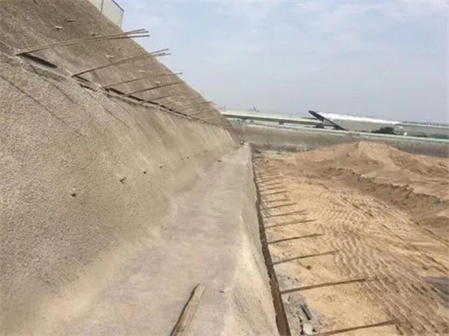 梁河河道边坡加固